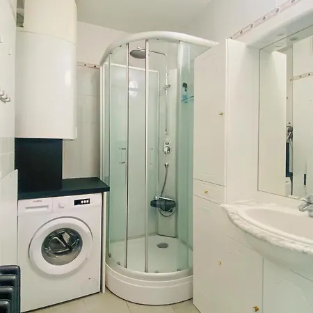 Апартаменты 2 Bedroom In